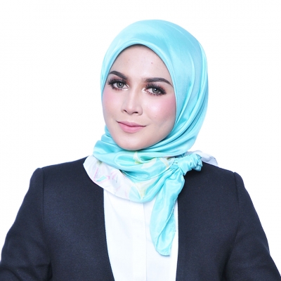 Square Scarf Exclusive Petals PTL01